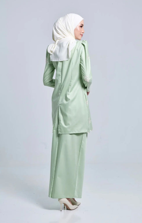 Maleena Kurung Moden Sulam | Light Green